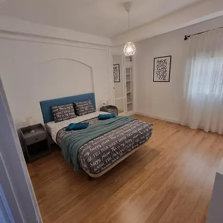 Apartament Holidays2malaga 2 Bedroom Armengual De La Mota Close Shopping Center Malaga
