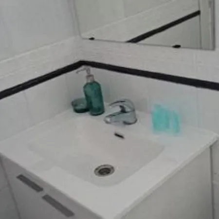 Holidays2malaga 2 Bedroom Armengual De La Mota Close Shopping Center Apartament *