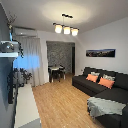 Apartment Holidays2malaga 2 Bedroom Armengual De La Mota Close Shopping Center *
