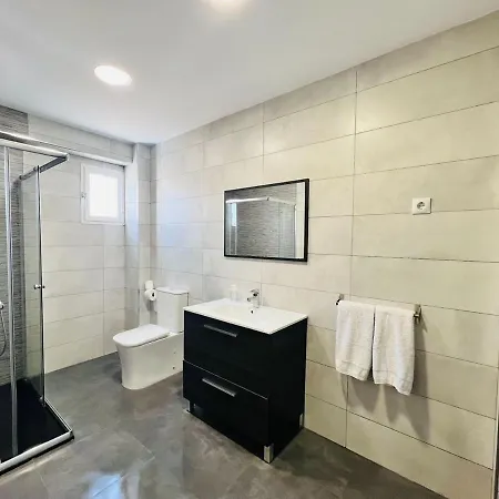 Holidays2malaga 2 Bedroom Armengual De La Mota Close Shopping Center Apartament Malaga