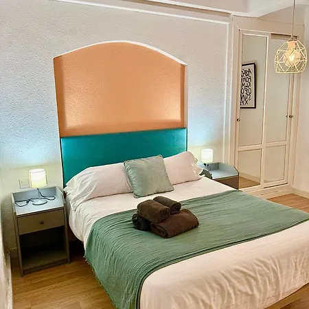Apartament Holidays2malaga 2 Bedroom Armengual De La Mota Close Shopping Center *